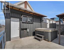 1081 FLORENCE STREET - 30