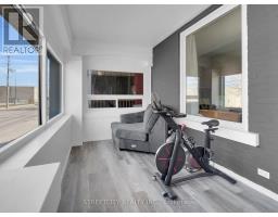 1081 FLORENCE STREET - 5