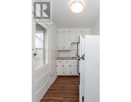 15 WILSON AVENUE - 26