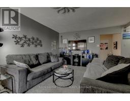 90 - 51 SHOLTO DRIVE - 7