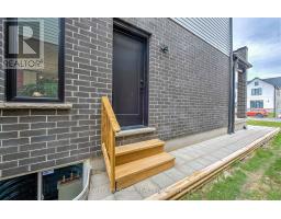 1472 MEDWAY PARK DRIVE - 39