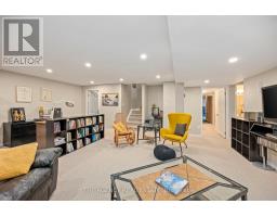 338 AMBLESIDE DRIVE - 22