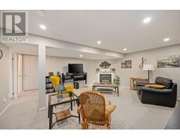 338 AMBLESIDE DRIVE - 23