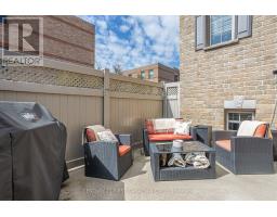 35 - 3200 SINGLETON AVENUE - 22
