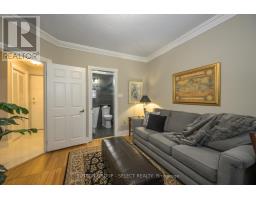 302 - 280 QUEENS AVENUE - 24