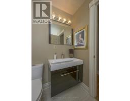 302 - 280 QUEENS AVENUE - 28