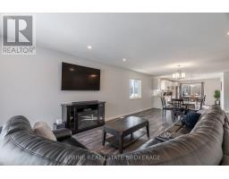 631 MAIN STREET - 7