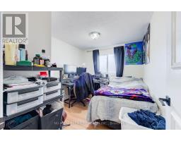942 CHIPPEWA DRIVE - 19