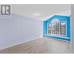 28 - 1478 ADELAIDE STREET N - 16