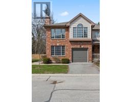 28 - 1478 ADELAIDE STREET N - 2
