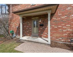 28 - 1478 ADELAIDE STREET N - 3