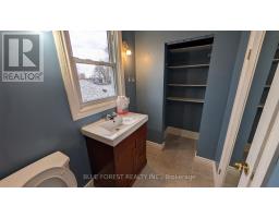 104 OAK STREET - 12