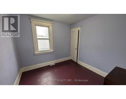 104 OAK STREET - 9