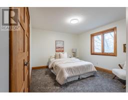 3 WELLINGTON STREET - 22
