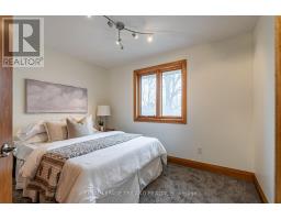 3 WELLINGTON STREET - 24
