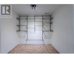 3 WELLINGTON STREET - 27