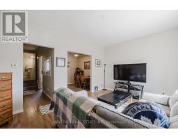 667 GRIFFITH STREET - 5