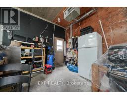 68 THOMPSON PLACE - 29