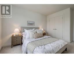 725 APRICOT DRIVE - 21