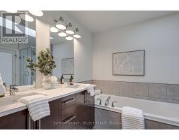 725 APRICOT DRIVE - 32
