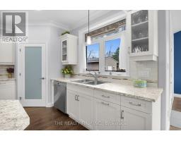 15 MAYAPPLE CRESCENT - 16