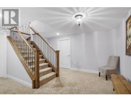 15 MAYAPPLE CRESCENT - 27