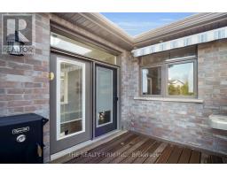 15 MAYAPPLE CRESCENT - 41