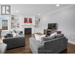 15 MAYAPPLE CRESCENT - 9