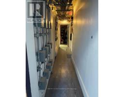 295 DUFFERIN AVENUE - 16