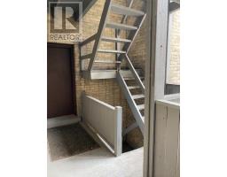 295 DUFFERIN AVENUE - 20