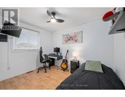 50 REID COURT - 22