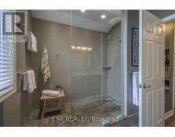 22 GLENRIDGE CRESCENT - 22