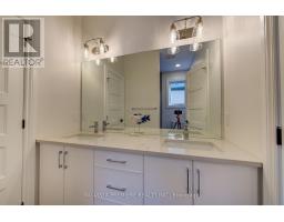LOT 20 KOWTALUK WAY - 33