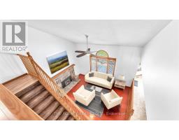 62 NAPOLEON DRIVE - 14
