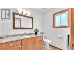 62 NAPOLEON DRIVE - 15