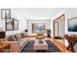 62 NAPOLEON DRIVE - 4