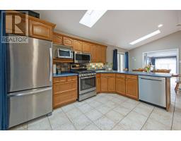 631 THORNWOOD COURT - 11