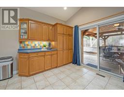 631 THORNWOOD COURT - 12