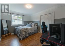 631 THORNWOOD COURT - 27