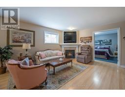 631 THORNWOOD COURT - 34