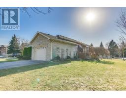26 STONEYCREEK PLACE - 2