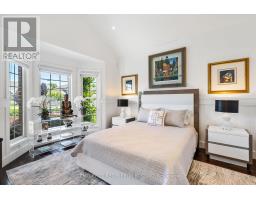 374 MACDONALD STREET - 16