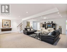374 MACDONALD STREET - 26
