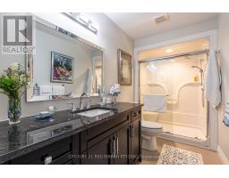 374 MACDONALD STREET - 33