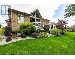 374 MACDONALD STREET - 35