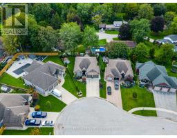 374 MACDONALD STREET - 41