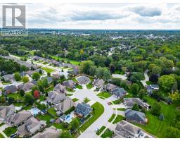 374 MACDONALD STREET - 42