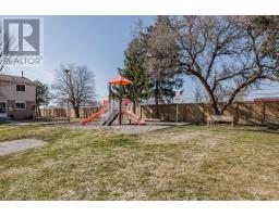 82 - 40 TIFFANY DRIVE - 22