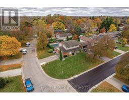 208 LAMORE CRESCENT - 2