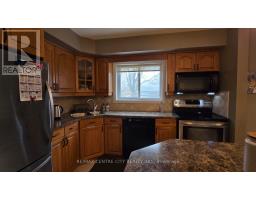 1462 GLENGARRY AVENUE - 10